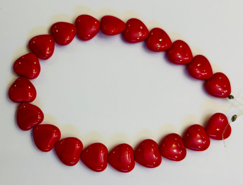 10mm Heart Red Opaque