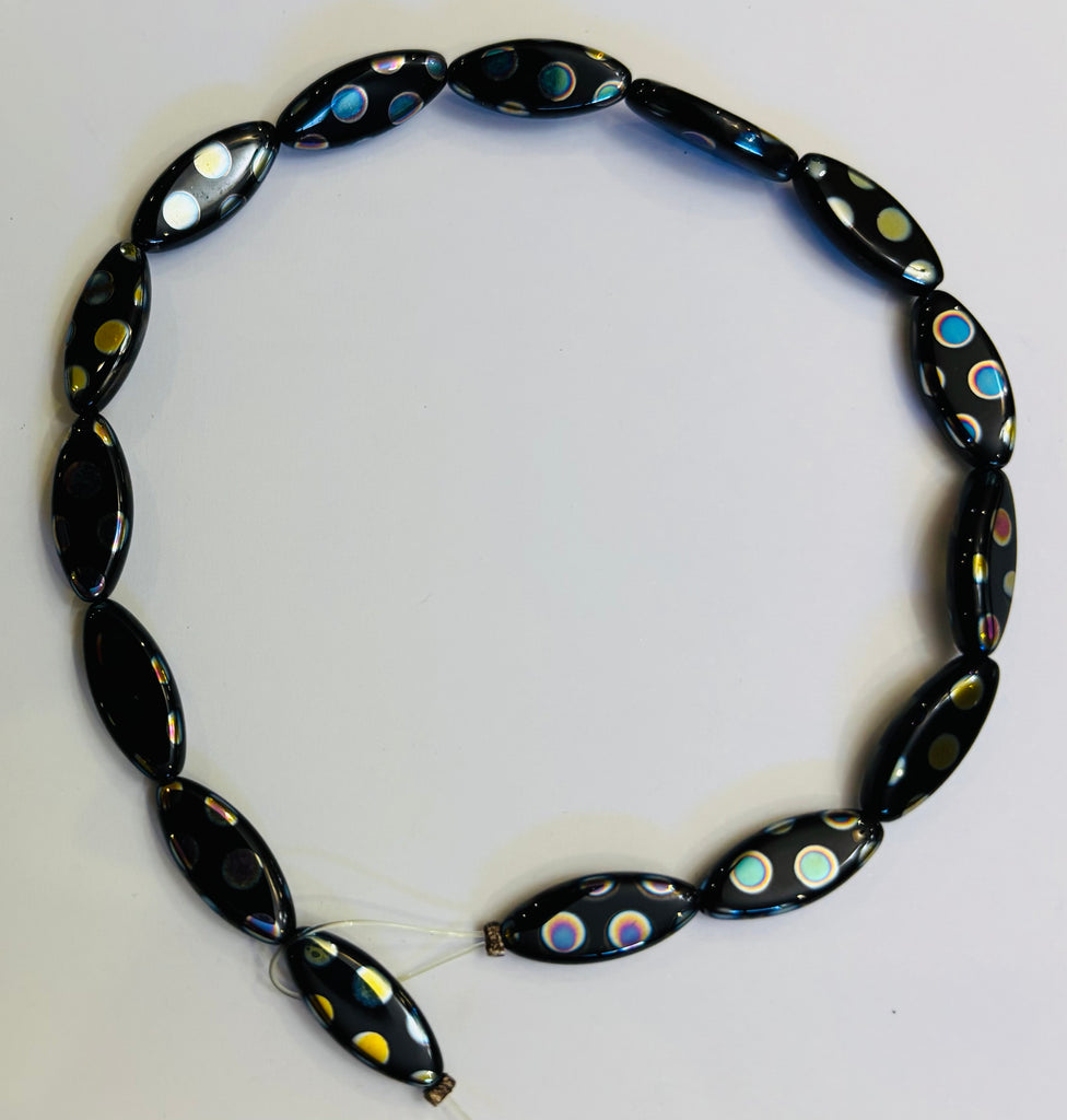12x17 Navette Shape Black Circle Foil