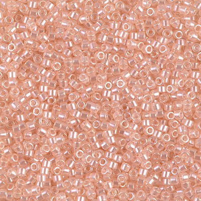 DB-1479 Pale Peach Luster Transparent