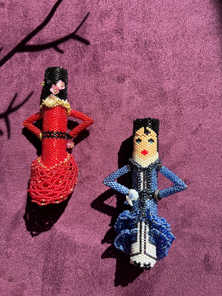 Needle Case Girls Cantina