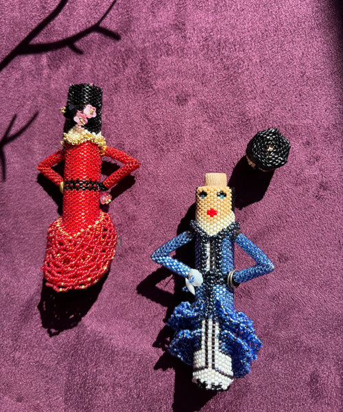 Needle Case Girls Cantina